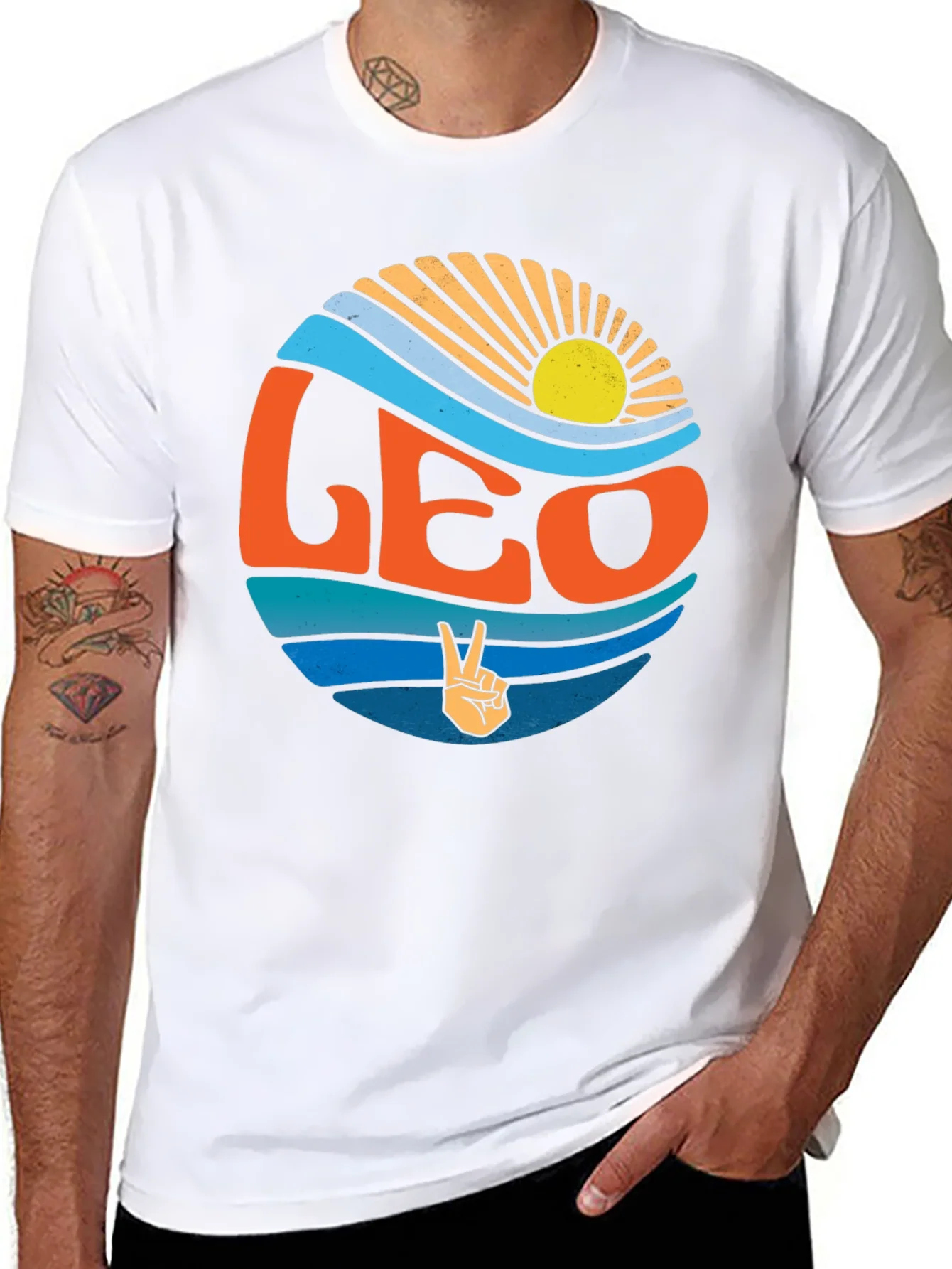 Leo Zodiac Sign Graphic T-Shirt - Groovy Design